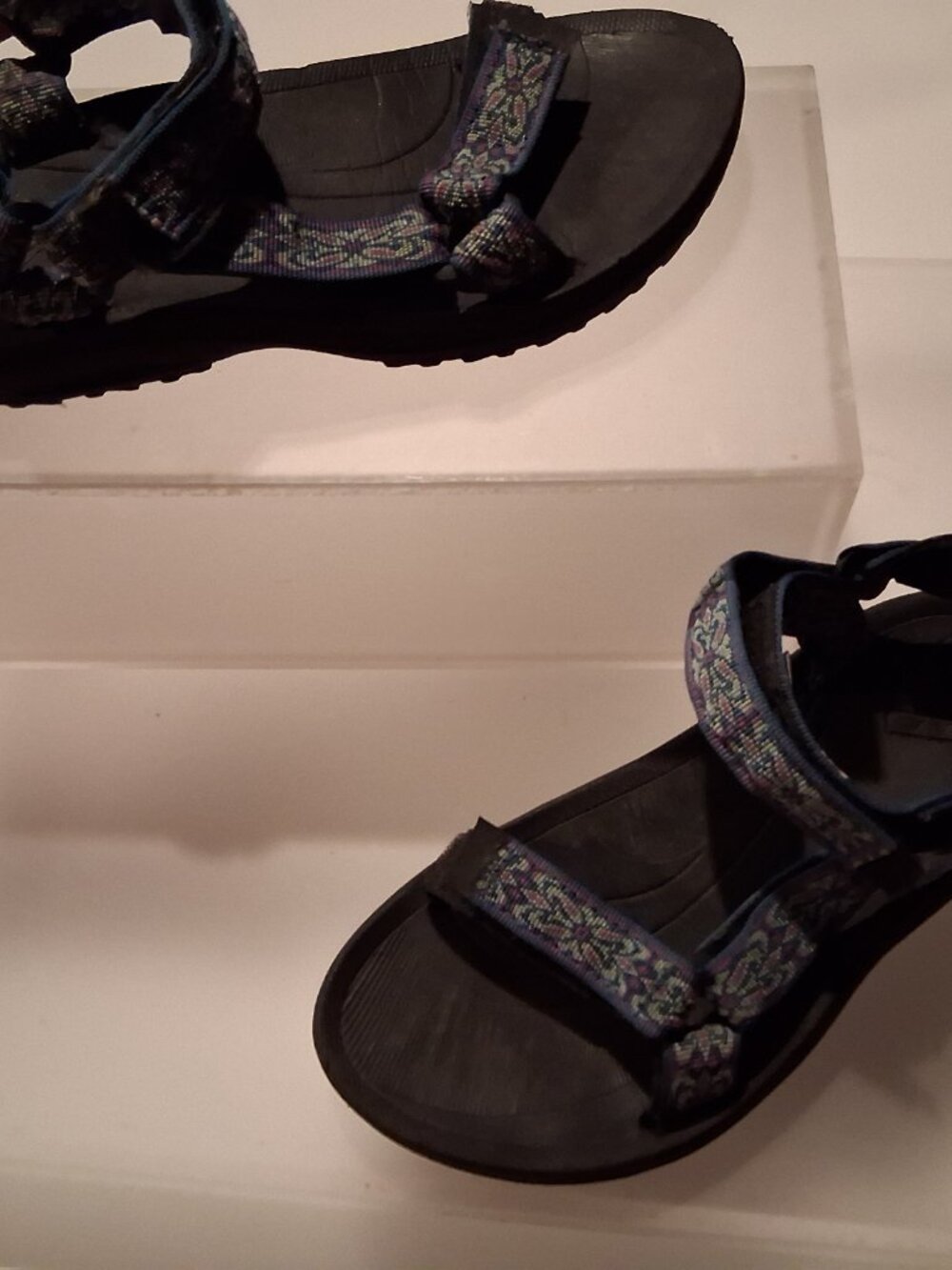 Teva Women’s Size 7 Multicolor Sport Hiking Sandals Adjustable Straps 6471 Boho - Picture 2 of 10